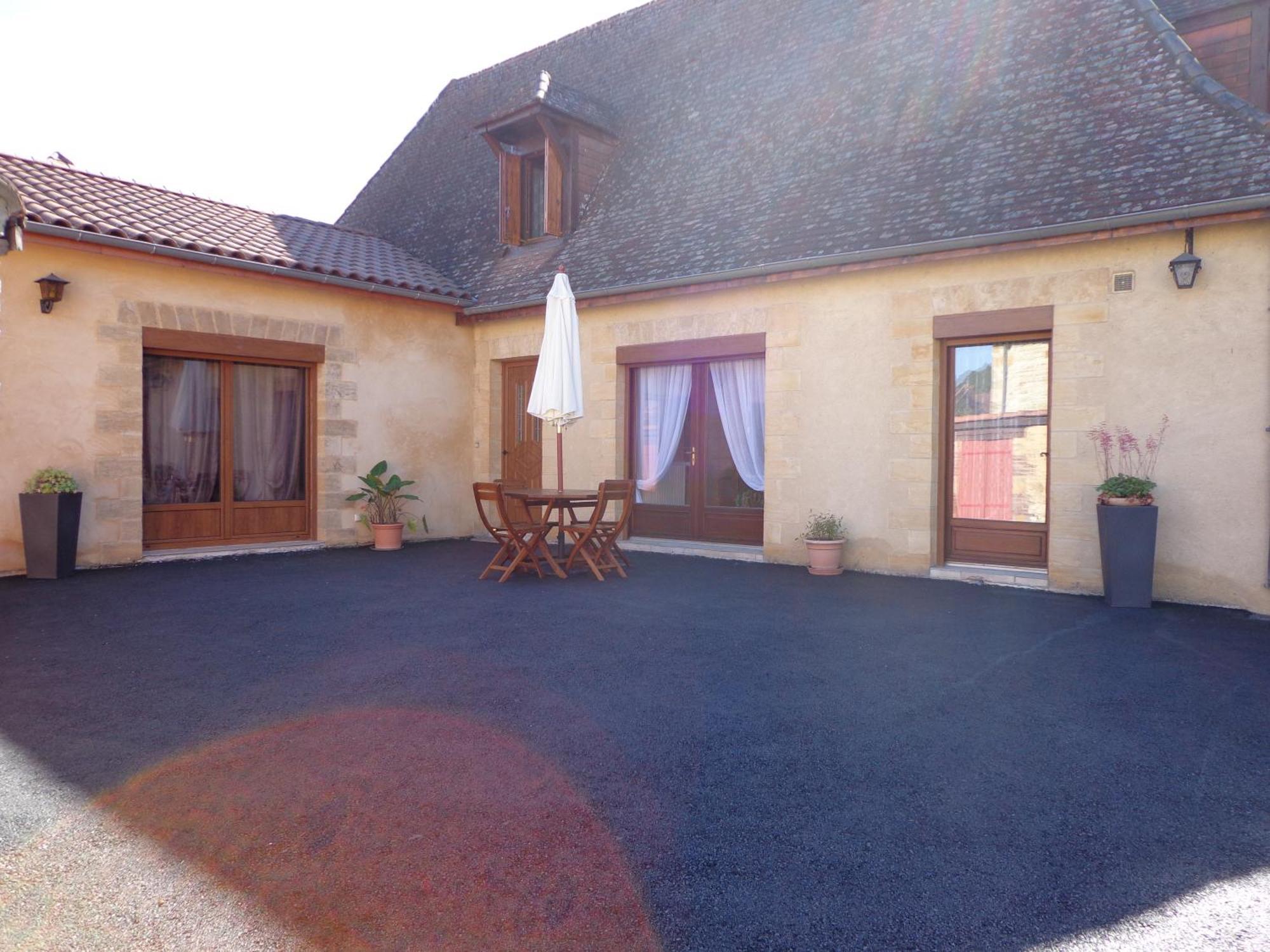 Maison De Ville En Perigord Noir Saint-Cyprien  Eksteriør bilde